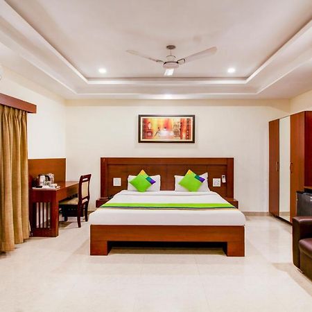 Treebo Trend Hotel Jp Plaza Nampally Hyderabad Luaran gambar