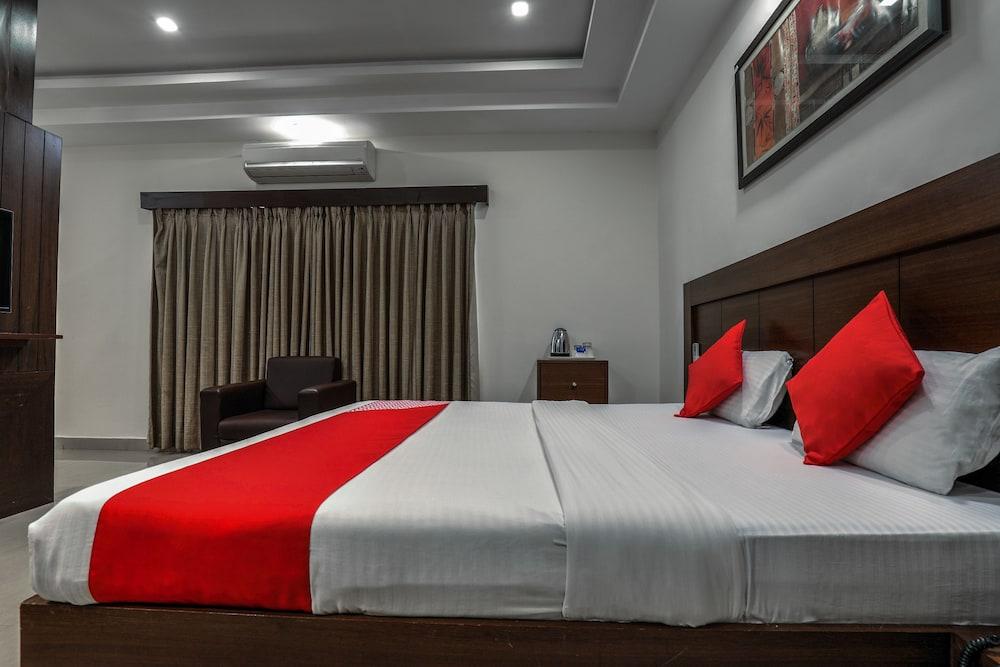 Treebo Trend Hotel Jp Plaza Nampally Hyderabad Luaran gambar
