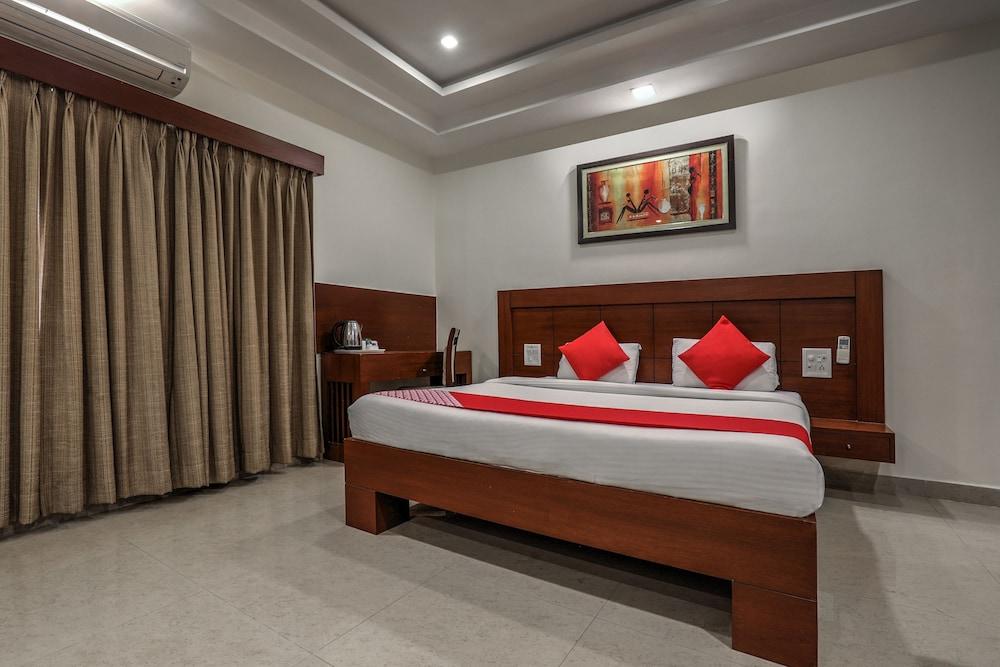 Treebo Trend Hotel Jp Plaza Nampally Hyderabad Luaran gambar