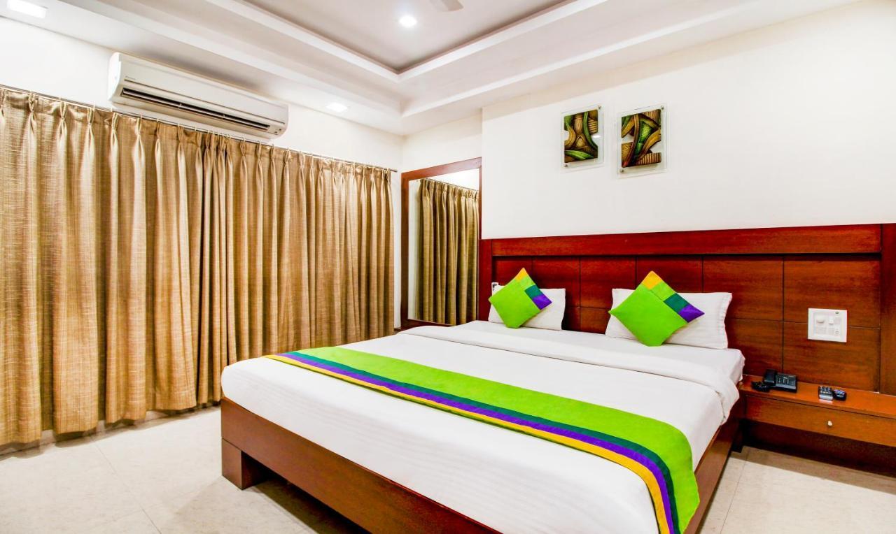 Treebo Trend Hotel Jp Plaza Nampally Hyderabad Luaran gambar