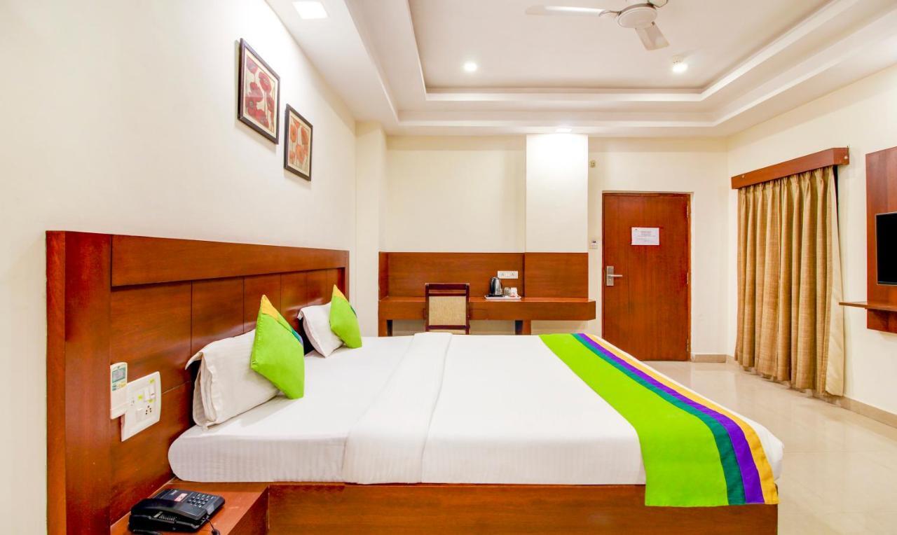 Treebo Trend Hotel Jp Plaza Nampally Hyderabad Luaran gambar