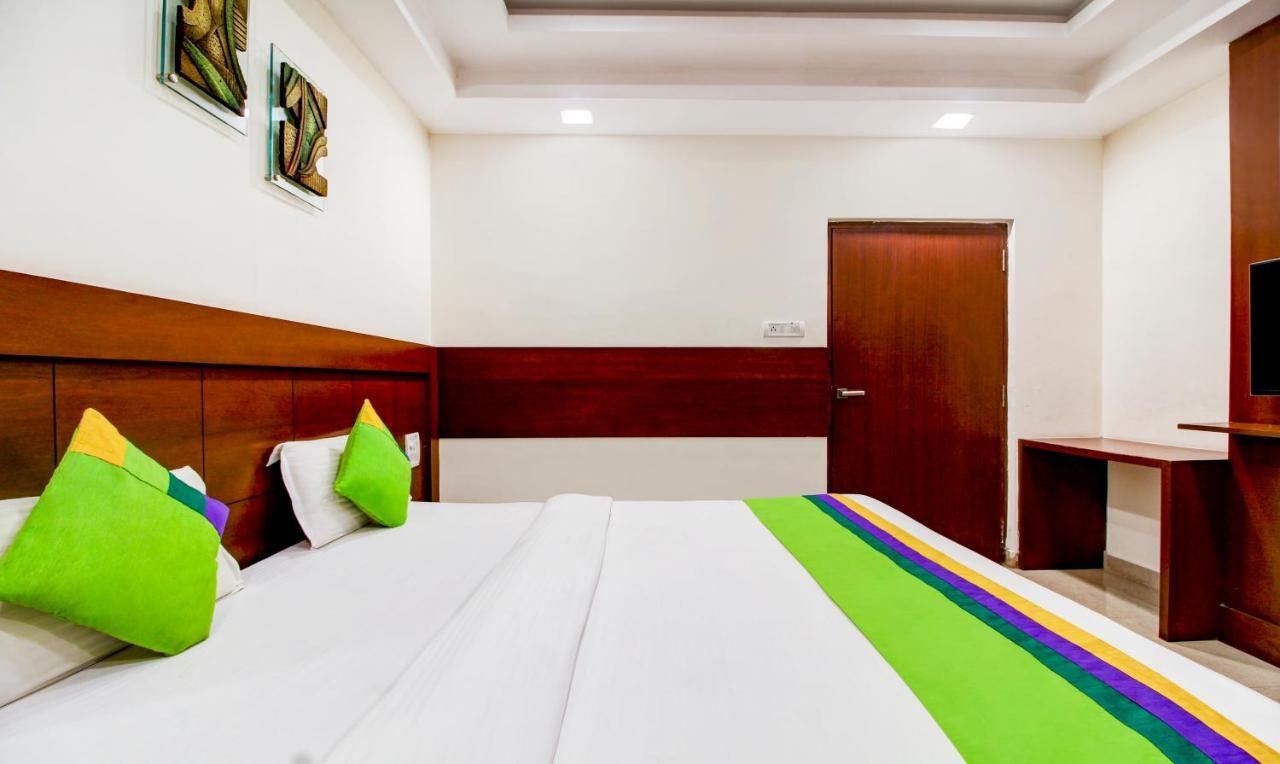 Treebo Trend Hotel Jp Plaza Nampally Hyderabad Luaran gambar